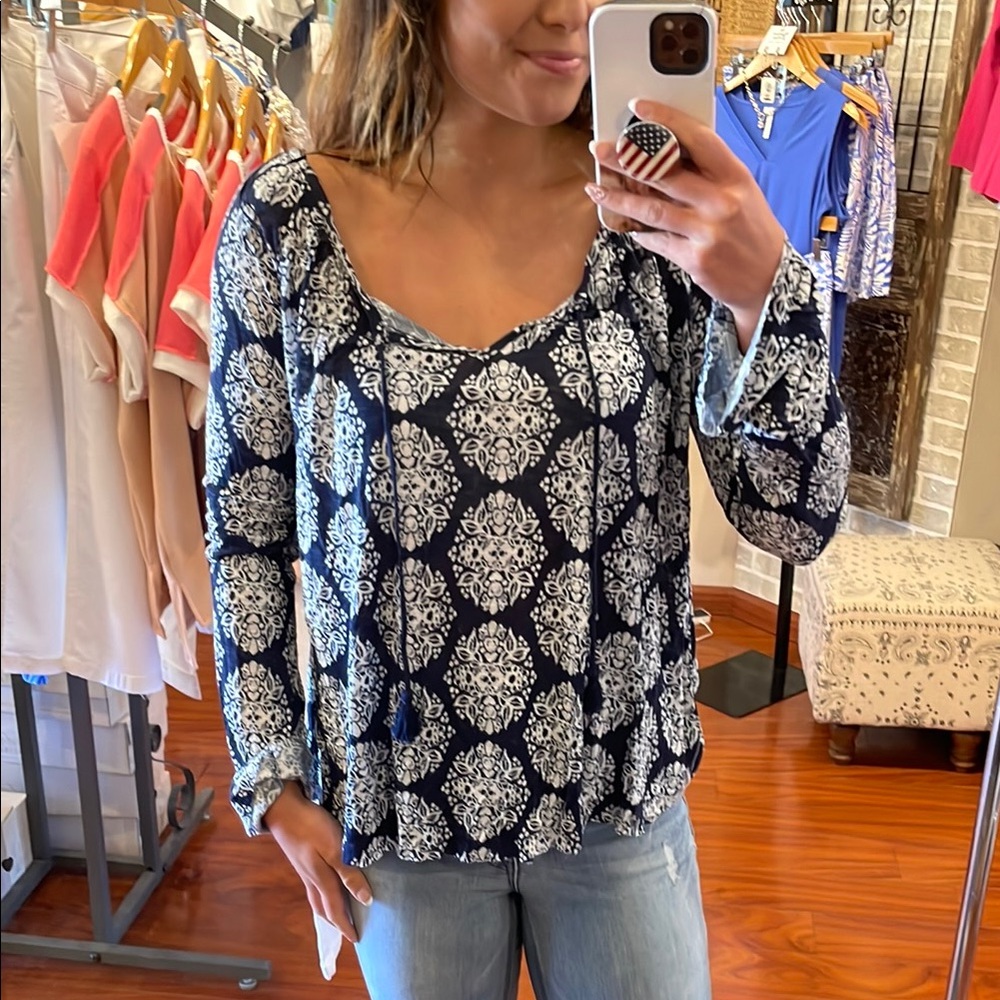 Aeropostale Navy & White Blouse Relaxed Fit